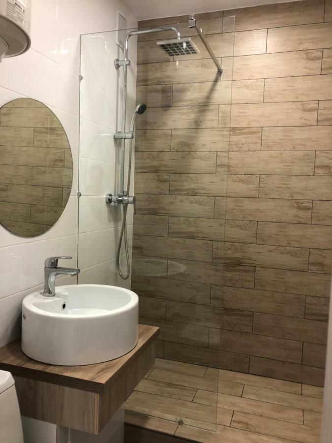 Студия "Loft" Apartment Pavlodar Ngoại thất bức ảnh